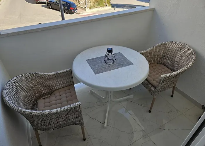 Frane Μακάρσκα