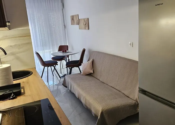 Frane Lägenhet Makarska